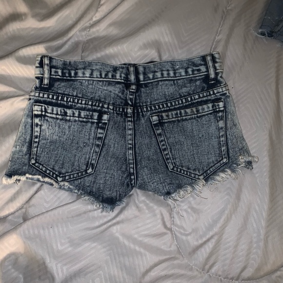 shorts - Picture 2 of 2